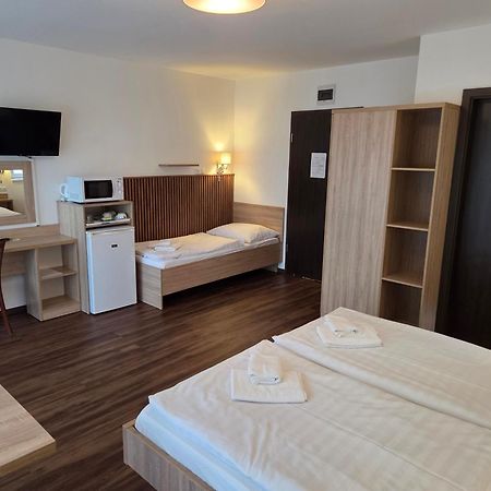 Adam Apartmanhaz Siófok Exteriér fotografie