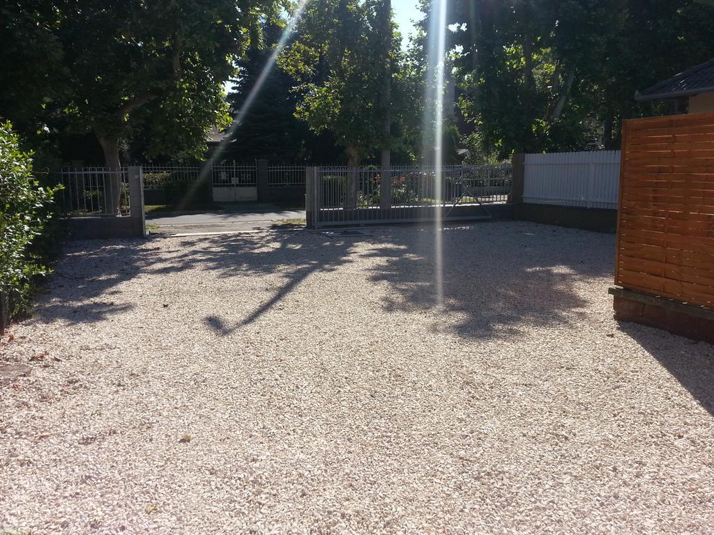 Adam Apartmanhaz Siófok Exteriér fotografie