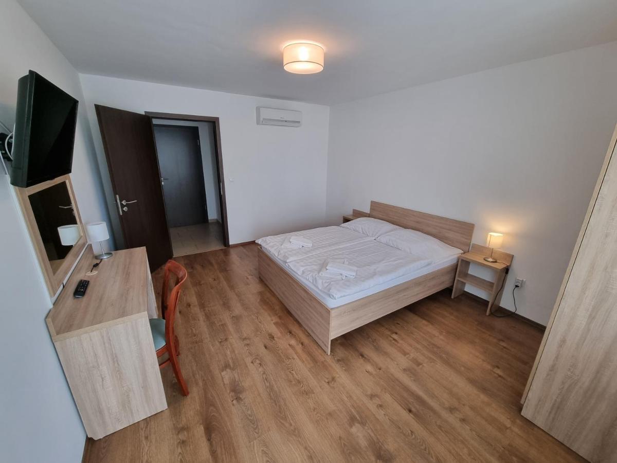 Adam Apartmanhaz Siófok Exteriér fotografie