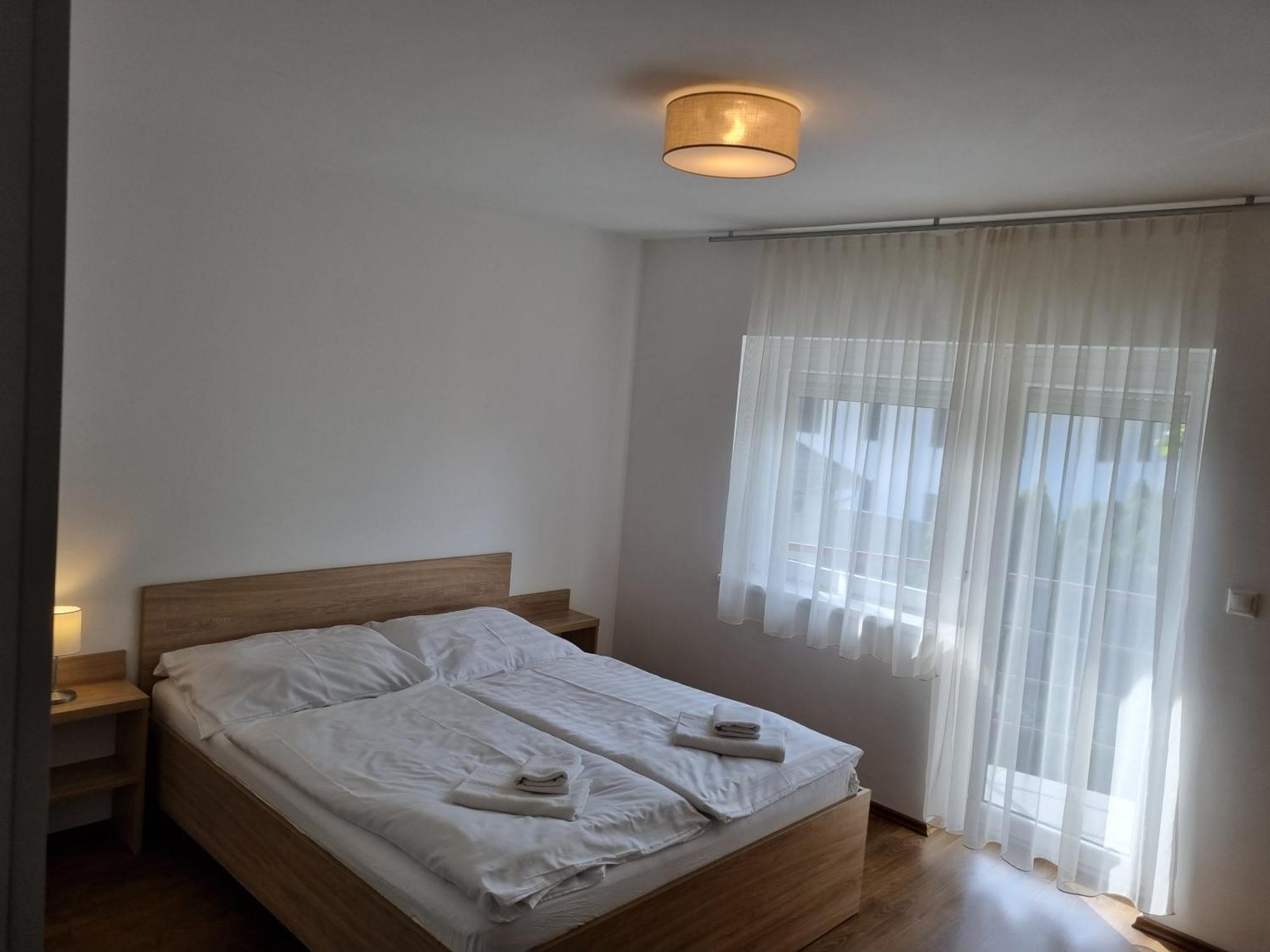 Adam Apartmanhaz Siófok Pokoj fotografie