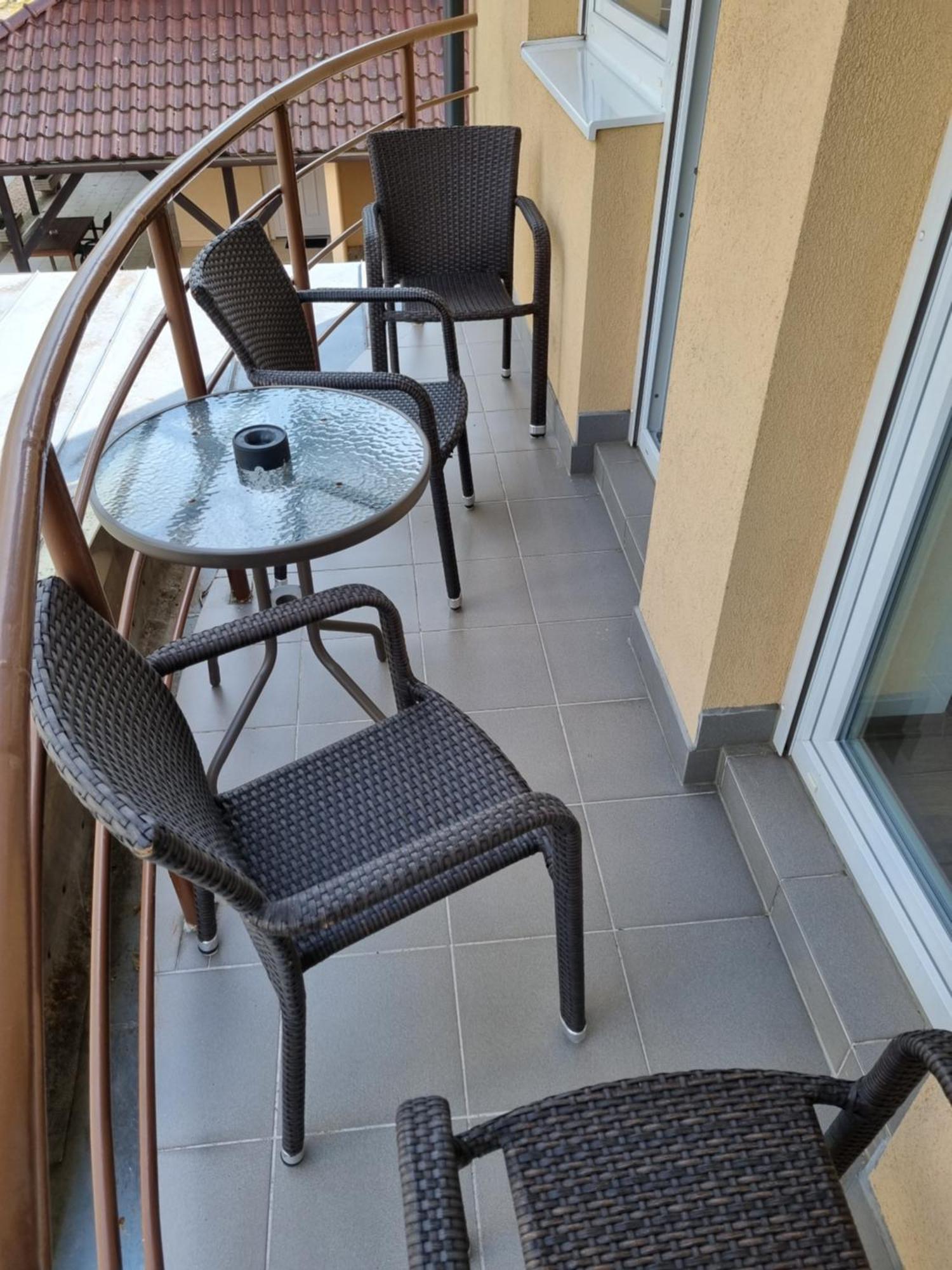 Adam Apartmanhaz Siófok Pokoj fotografie